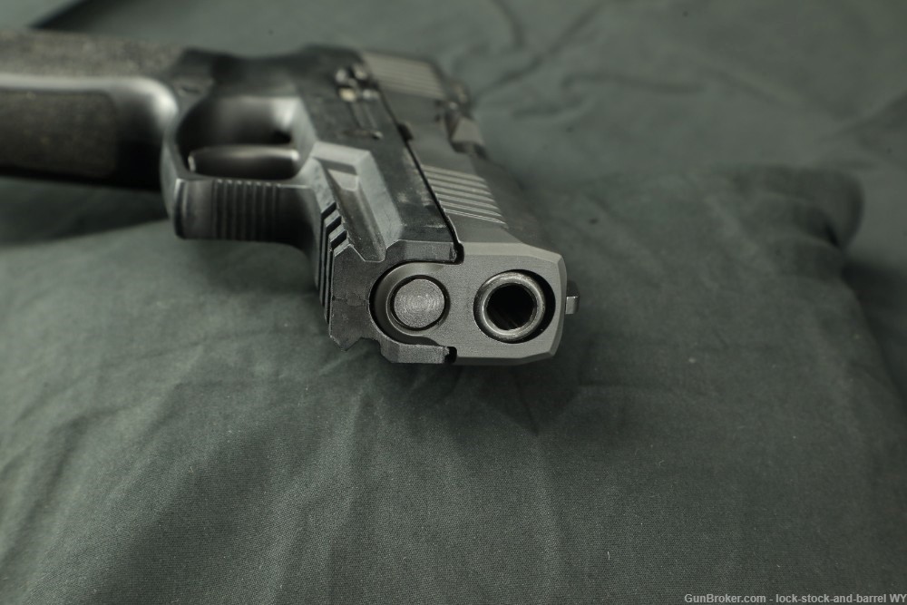 SIG Sauer P320 Carry Nitron 3.7” 9mm Semi-Auto Pistol w/ Case-img-12