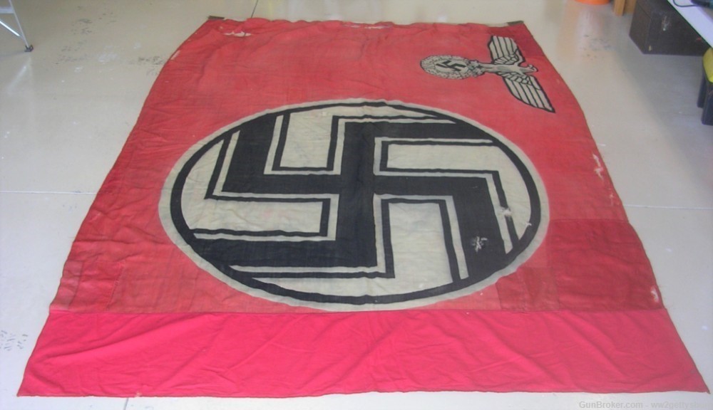 Ultra  Rare WW2 German State Service Flag From Reichstag Battle of Berlin-img-1