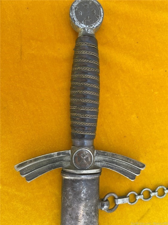  WW 2 German Luftwaffe Officers  dagger  and chain -img-1