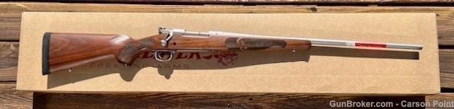 Winchester 70 Stainless Featherweight 300 WSM 24" NIB 2023 NICE WOOD-img-3
