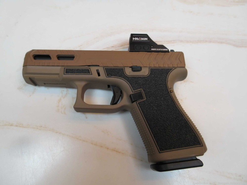 Glock 19 GEN5 9mm Shark Coast Tactical Custom Kicker Holosun 507CX2 optic-img-1