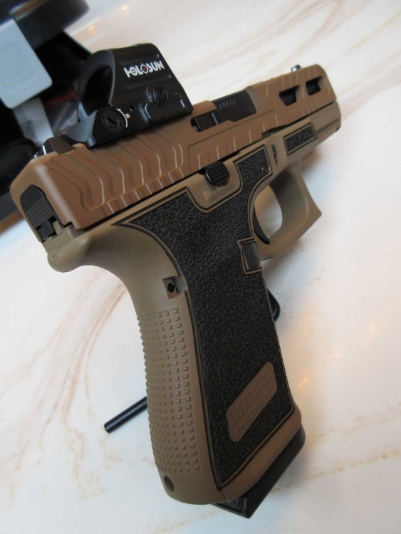 Glock 19 GEN5 9mm Shark Coast Tactical Custom Kicker Holosun 507CX2 optic-img-7