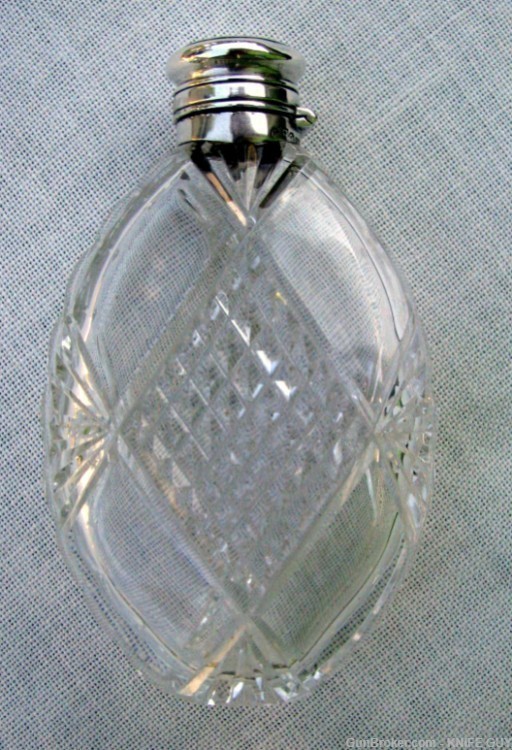 ANTIQUE GORHAM HAND CUT CRYSTAL/SILVER OVAL 4” NIPPER POCKET WHISKEY FLASK-img-6