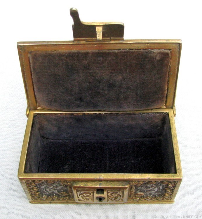 ANTIQUE ORNATE SMALL 3-DIMENSIONAL GOLD & SILVER PLATED BRONZE JEWLERY BOX-img-8