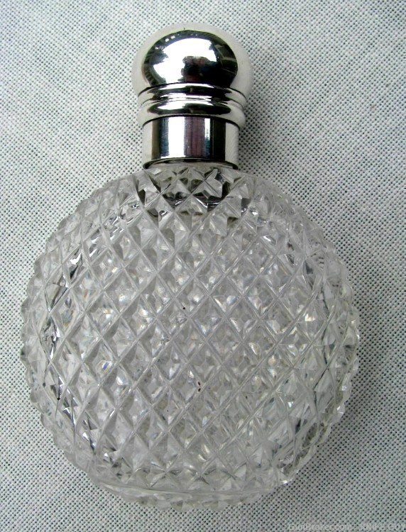 SALE! 1879 MINTY SILVER TOP HAND CUT CRYSTAL POCKET WHISKEY/SPIRITS FLASK-img-11
