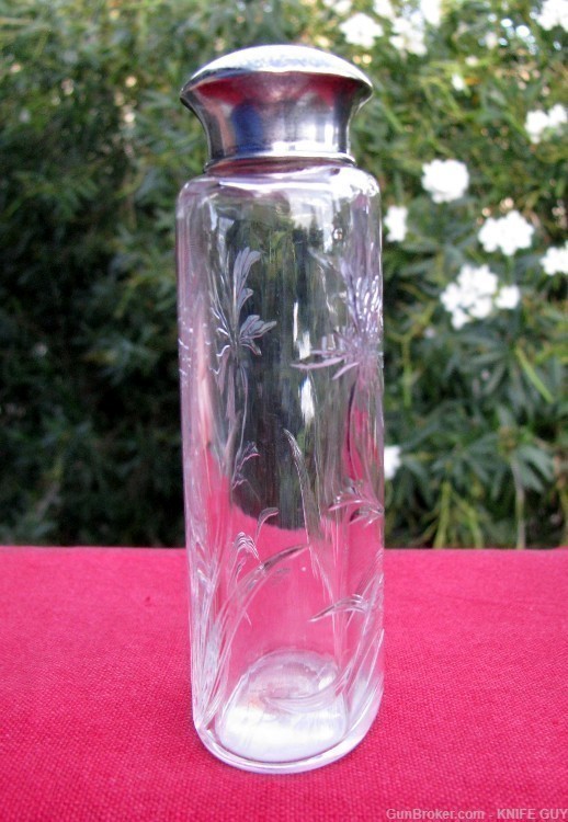 MINTY ANTIQUE AMERICAN HAND CUT CRYSTAL SILVER SMALL BOTTLE FLASK DECANTER-img-8