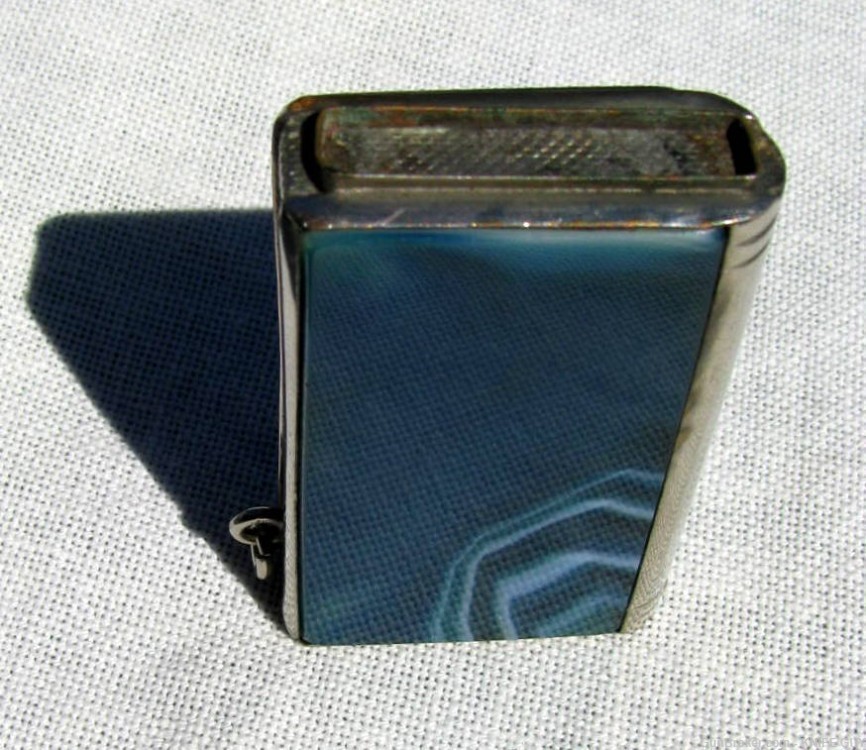 ANTIQUE MINTY 2 PANEL SCARCE BLUE AGATE MATCH SAFE WATCH FOB-img-1