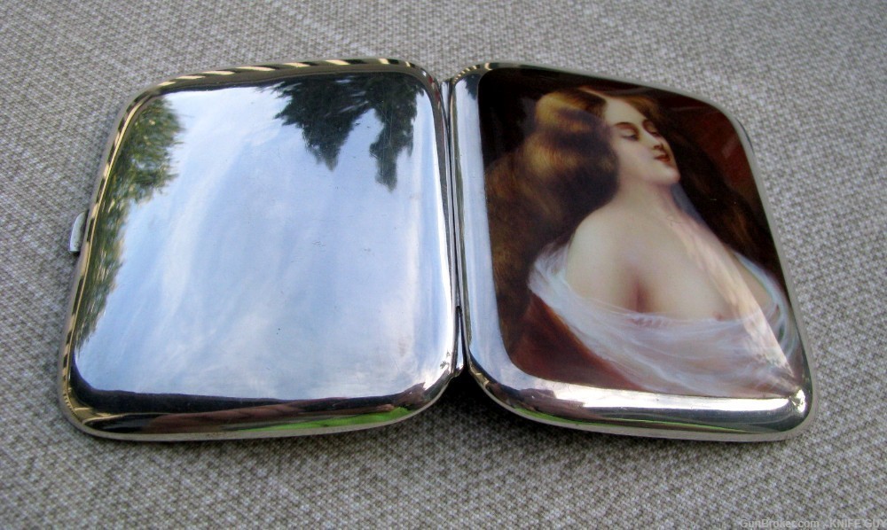 MINTY ANTIQUE HAND PAINTED PORCELAIN 935 SILVER ASTI GIRL CIGARETE CASE-img-14