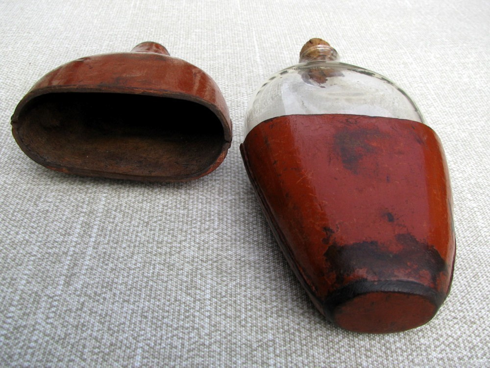 FINE RARE & EARLY ANTIQUE LEATHER HAND MADE GLASS WHISKEY FLASK c.1820-60's-img-5