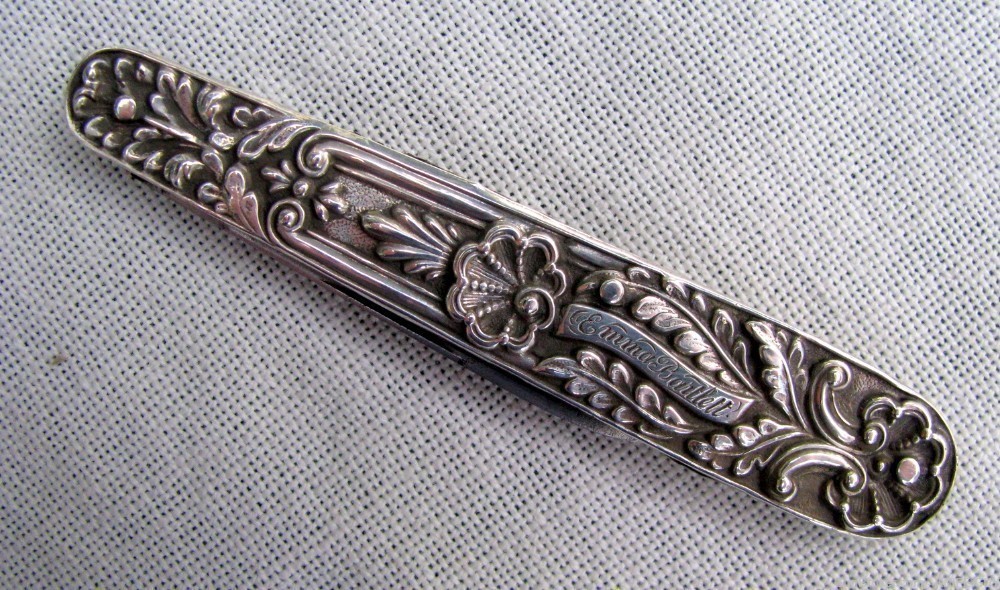 ANTIQUE SILVER MOUNTED INSCRIBED 1830s LADIES QUILL & SEWING KNIFE + POUCH-img-7