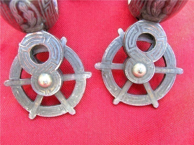 ANTIQUE ROUND ROWEL SPURS SILVER&GOLD STRAPS-img-4