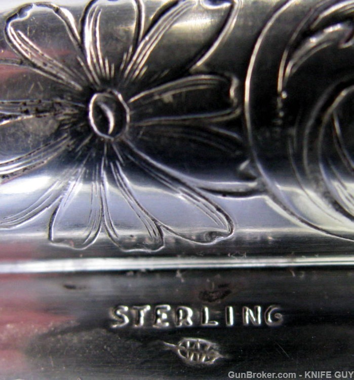 ANTIQUE AMERICAN STERLING GOLD WASHED ENGRAVED CIGAR CASE  MINT CONDITION-img-6
