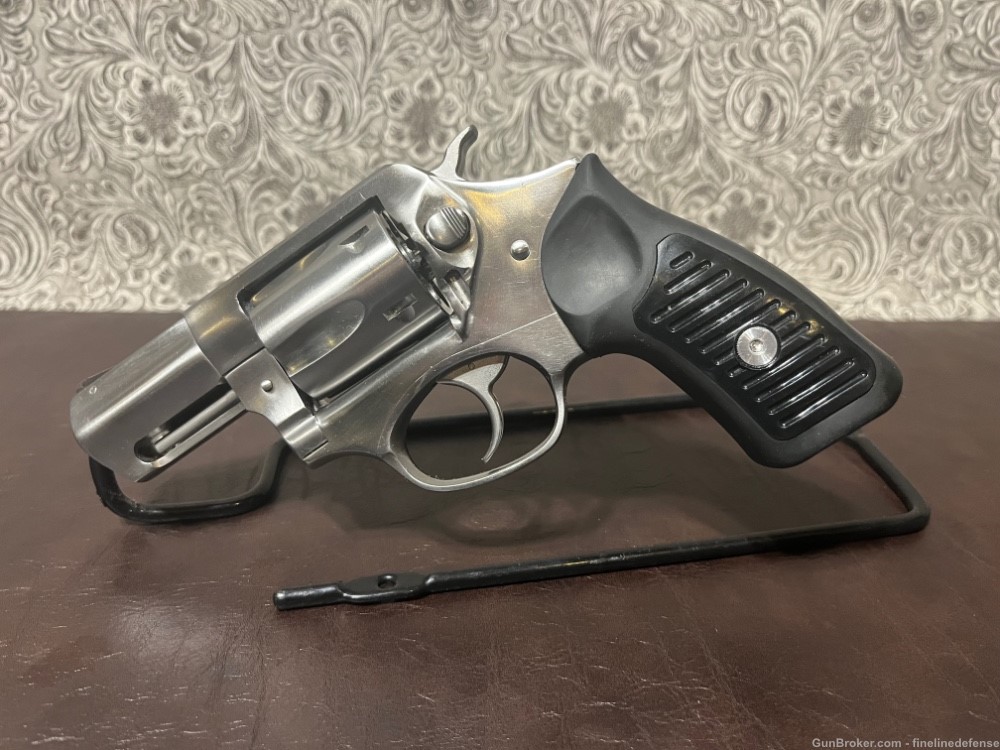 Ruger SP101 .357 2” Stainless Hogue Grips Included -img-3
