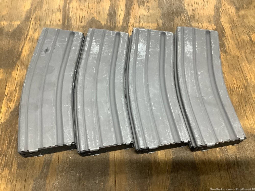 4 x Factory Colt AR magazines 30 round 5.56 .223 steel AR15 mag clip -img-1
