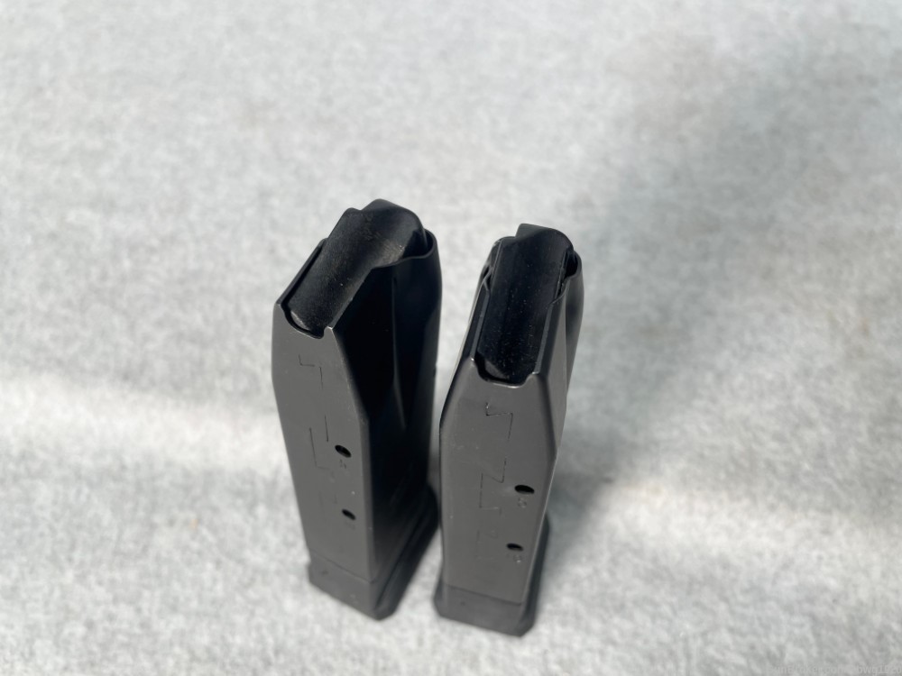 SIG SAUER P229 9mm Magazines 10 Round P 229 Mag FACTORY (2) QTY-img-4