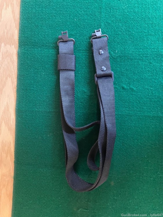 Rifle black nylon sling with quick detach swivels-img-1