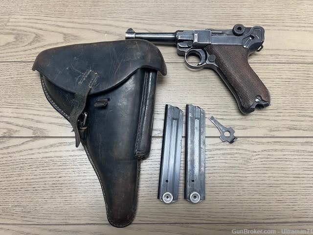 Rare Matching Code 41-42 German WW2 Luger with holster and magazines-img-10