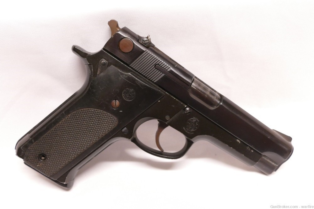 S&W Model 59 Pistol cal 9mm-img-1