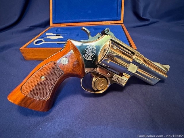 Smith & Wesson Model 27-2. Nickel plated, 3 1/2” barrel.-img-1