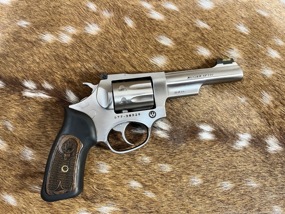 Ruger SP101 22 LR 4” Stainless excellent condition double action revolver -img-2