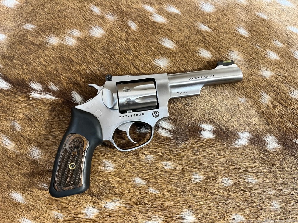 Ruger SP101 22 LR 4” Stainless excellent condition double action revolver -img-0