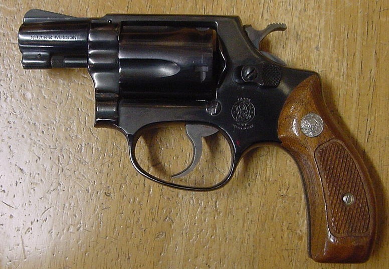Smith & Wesson Model 36 Revolver 38 spl.-img-0