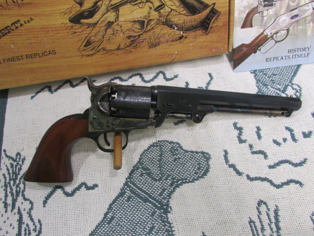 Uberti 1851 Navy London Model 36cal Colt Replica EC-img-1