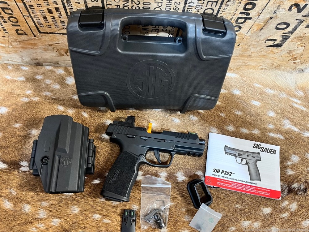 Sig Sauer P322 .22 LR excellent condition in box with Romeo Zero -img-0