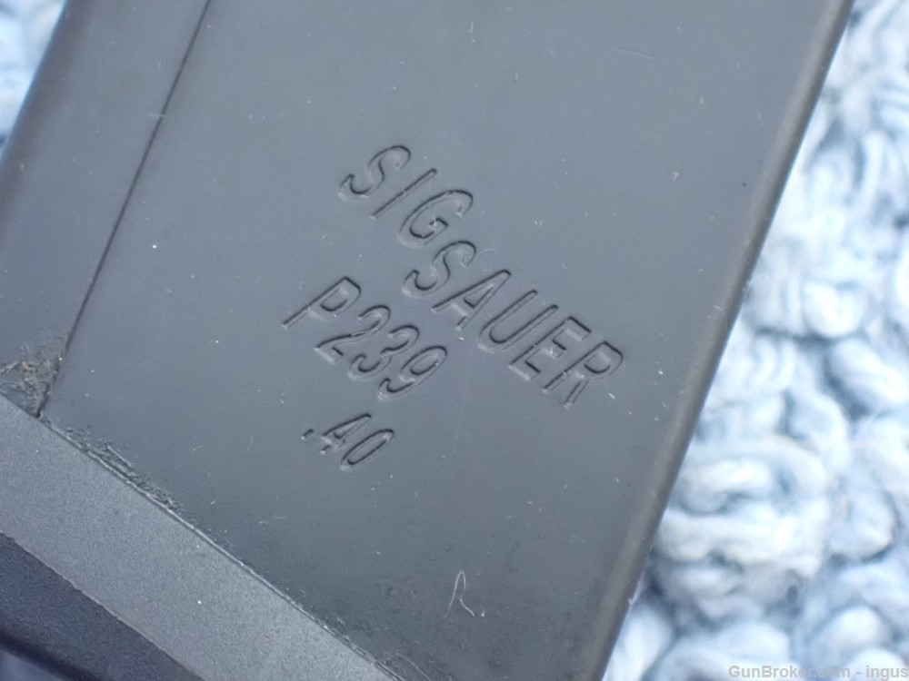 SIG SAUER P239 FACTORY .40S&W 7RD MAGAZINE (EXCELLENT)-img-9
