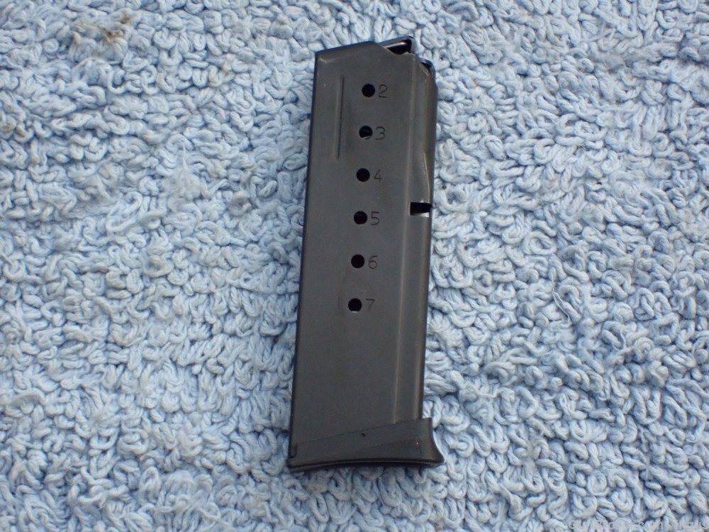 SIG SAUER P239 FACTORY .40S&W 7RD MAGAZINE (EXCELLENT)-img-0
