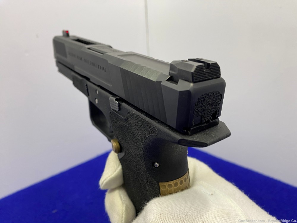 Salient Arms Blu 9mm Luger Black/Gold *WHAT GLOCK SHOULD HAVE BEEN*-img-15