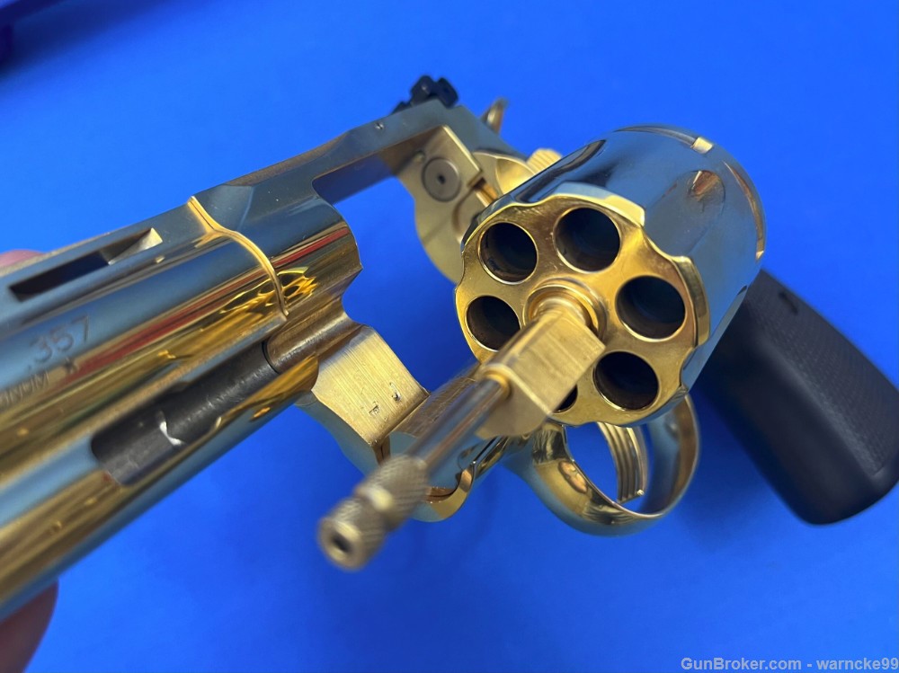 NIB Gold Plated Colt Python, 357 Magnum, 4.25, Penny Start!-img-3