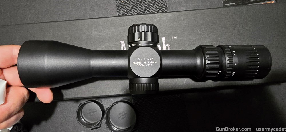 March 1.5x-15x42 FD-2 Reticle 0.1MIL Illuminated Riflescope D15V42IML-FD-2-img-5