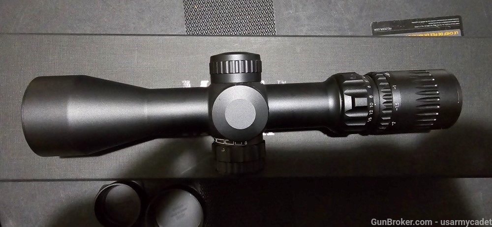 March 1.5x-15x42 FD-2 Reticle 0.1MIL Illuminated Riflescope D15V42IML-FD-2-img-2
