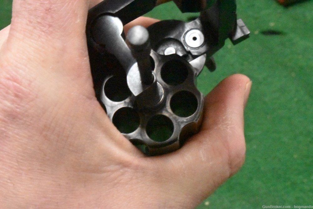 Colt Diamondback 38-img-8