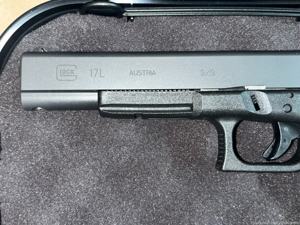 Glock G17L Gen3 G17-L G-17L Gen 3 17 Long Slide 9mm PI1630103 6" Layaway -img-9
