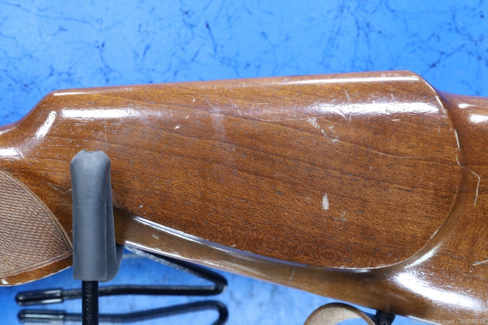 ANSCHUTZ BOLT ACTION 22LR W/SET TRIGGERS AND 4X32 SCOPE "CRACKED STOCK"-img-4