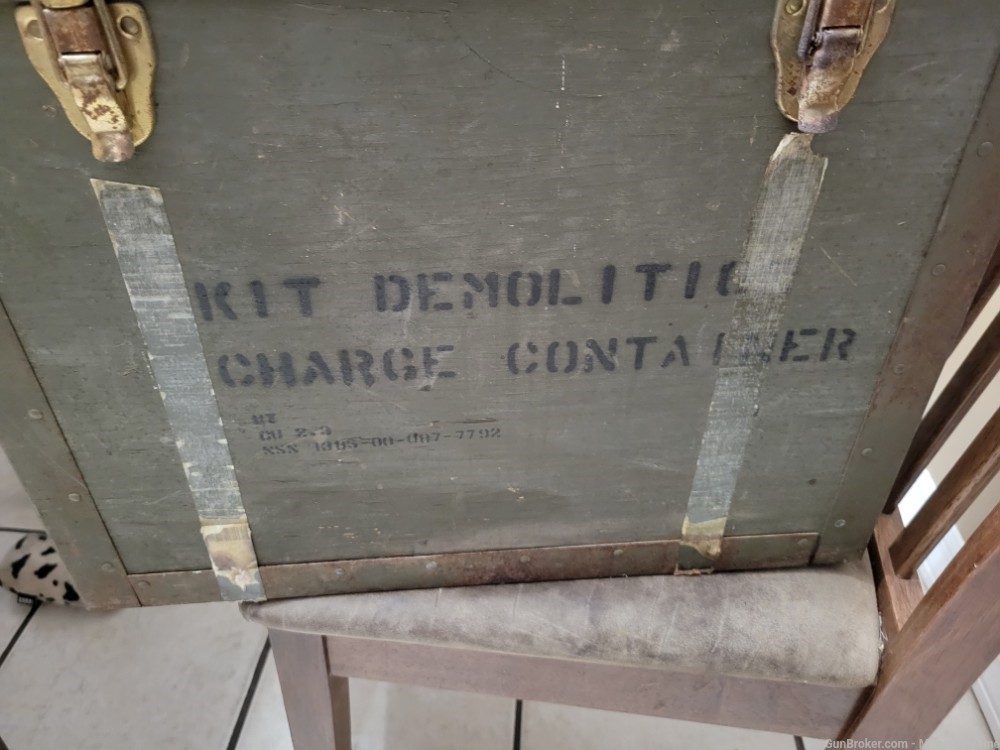 RARE military demo charge shipping crate with trays-img-1