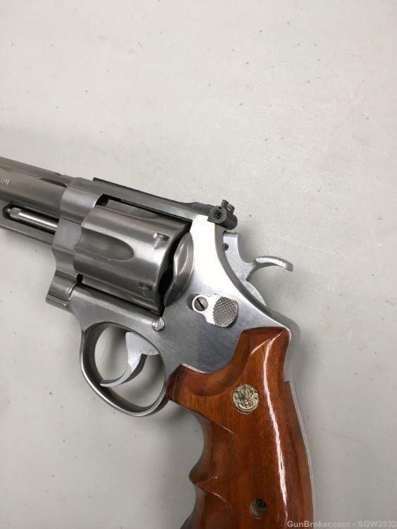 S&W 629-2 44 magnum revolver 8 3/8 barrel factory scope mount RARE!-img-9
