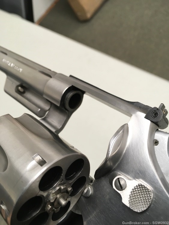 S&W 629-2 44 magnum revolver 8 3/8 barrel factory scope mount RARE!-img-33