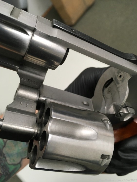 S&W 629-2 44 magnum revolver 8 3/8 barrel factory scope mount RARE!-img-32