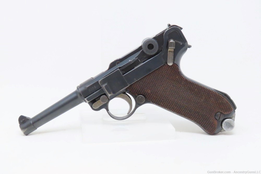 Double Dated 1917/1920 WORLD WAR I DWM 9x19mm GERMAN LUGER Pistol   -img-1