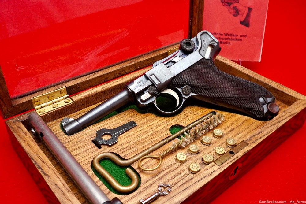 Desired 1916 DWM Luger 9mm Pistol w/Custom Wood Case & Two Mags Collector!-img-0