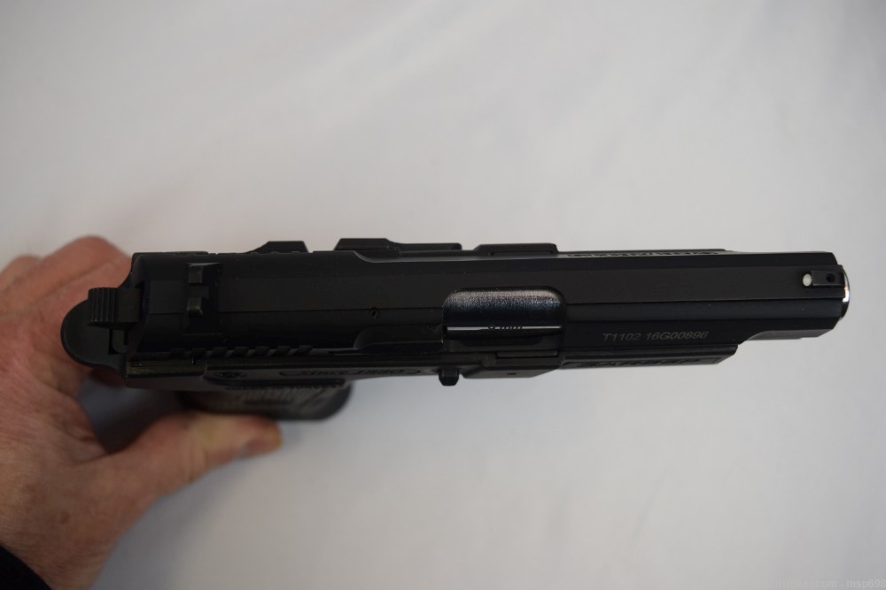 SAR Arms SARB6P, 9mm, 3 3/4" bbl, 2 Mags, Orig. Case, LNIB-img-4