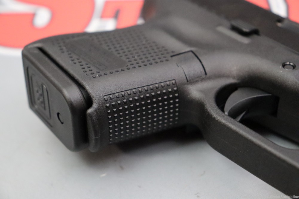 Glock 26 Gen 5 3.42" 9mm w/Box-img-17