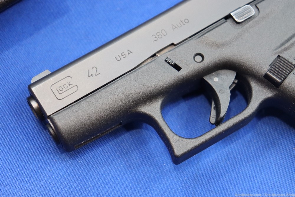 Glock Model G42 Pistol 380ACP Compact NIGHT SIGHTS 4-Mags 380 6RD USA CMPT-img-2