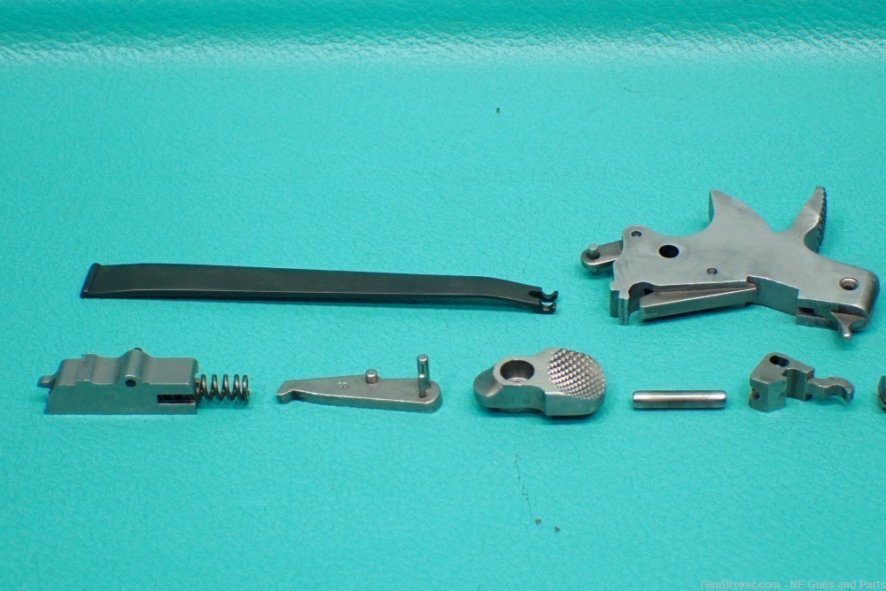 S&W 686 No Dash .357Mag 4"bbl Stainless Revolver Repair Parts Kit MFG 1988-img-1