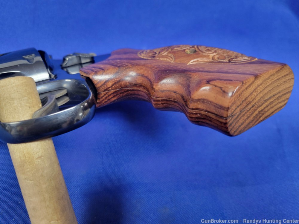 Smith & Wesson Model 29-2 Double-Action .44 mag 4" Blued w/ Wood Grips S&W-img-9