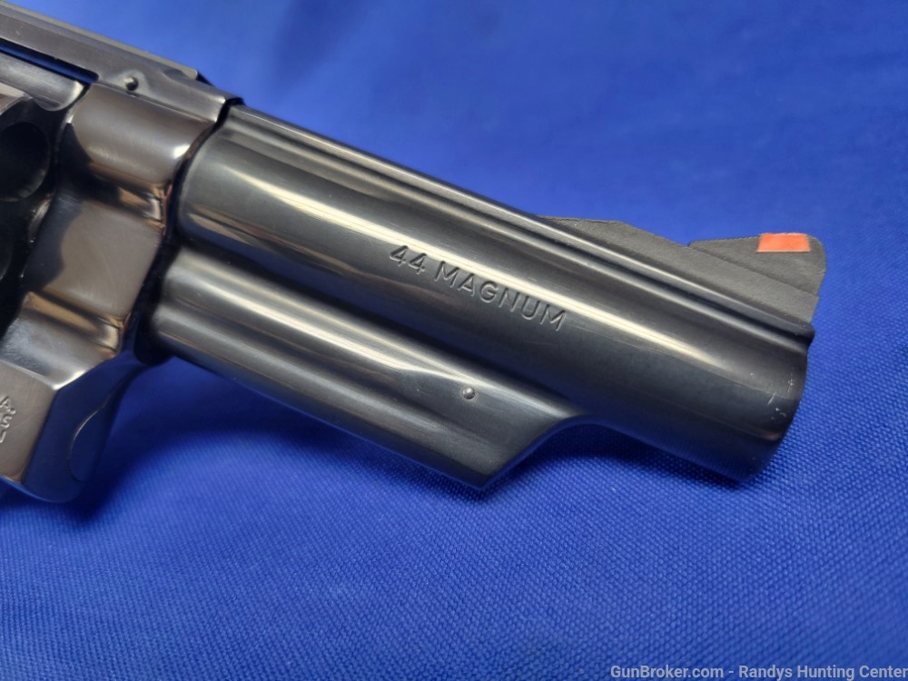 Smith & Wesson Model 29-2 Double-Action .44 mag 4" Blued w/ Wood Grips S&W-img-4