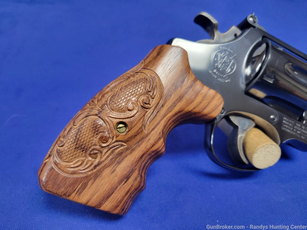 Smith & Wesson Model 29-2 Double-Action .44 mag 4" Blued w/ Wood Grips S&W-img-2